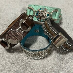 Set of 4 Snap Faux Leather Bracelets